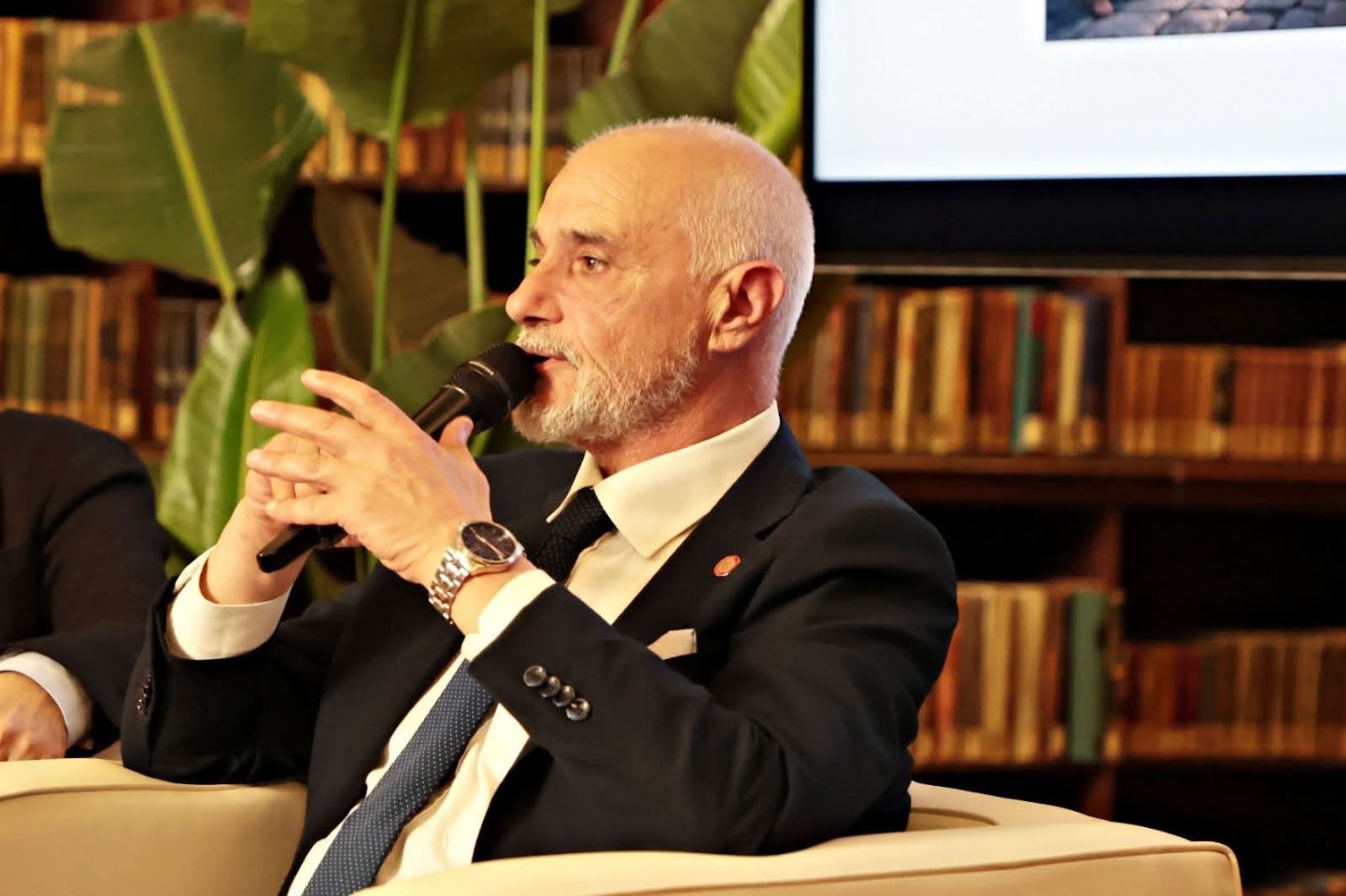 Andrea Buccolini durante un convegno